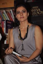 Kajol at the book launch of The Oath Of Vayuputras by Amish in Mumbai on 26th Feb 2013 (50).JPG